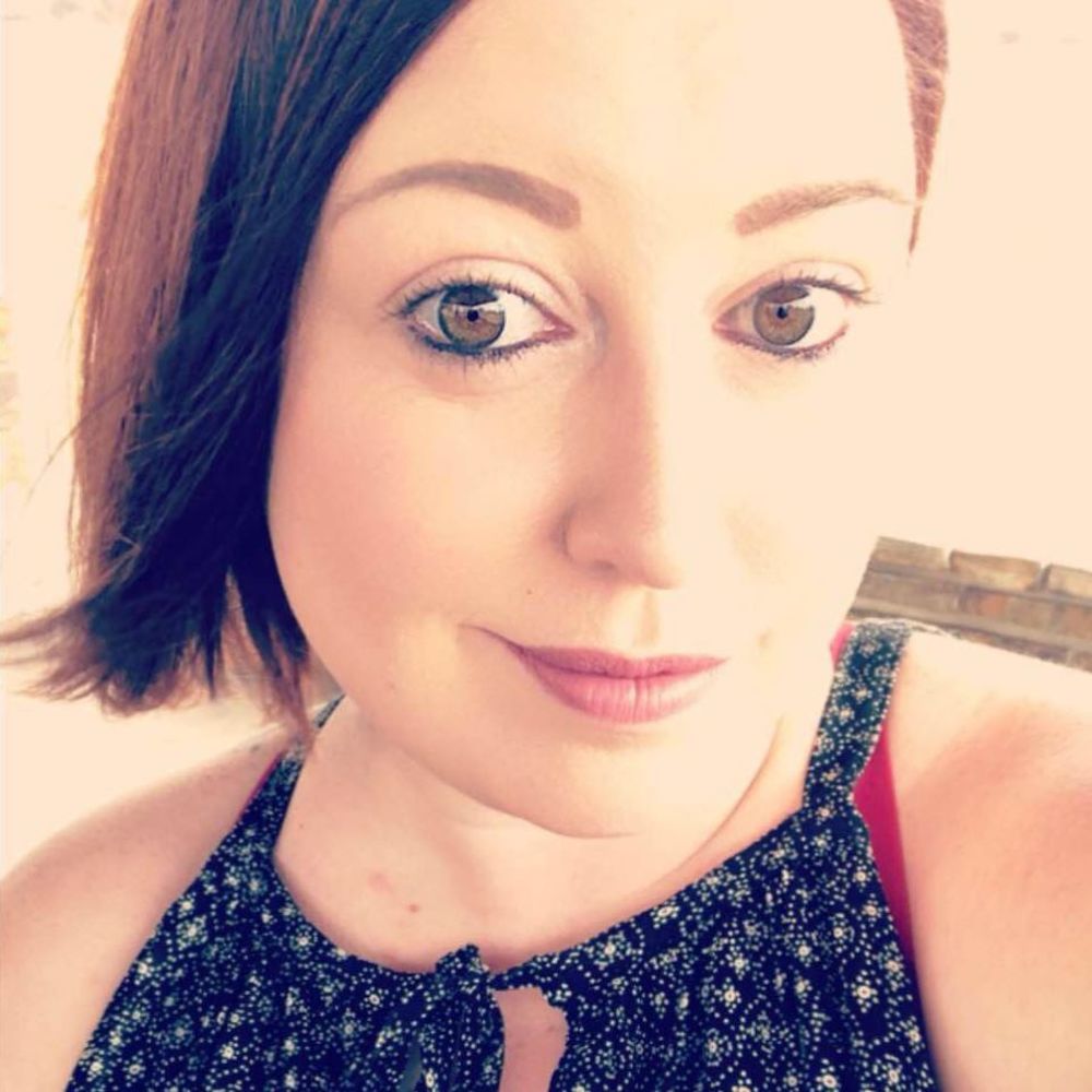 Meet your Posher, Desiree